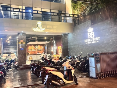 Top 1 Phòng Gym Tân Phú Tốt Nhất – Royal Body Fitness Có Gì Mà Ai Cũng Chọn?